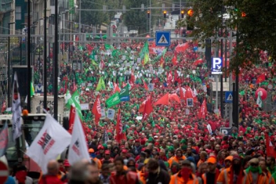 Más de 80.000 personas se manifiestan en Bruselas contra el Gobierno belga