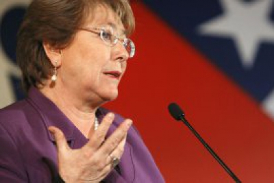 Reforma laboral: Bachelet garantiza que &quot;tomarán en cuenta&quot; realidad de las Pymes