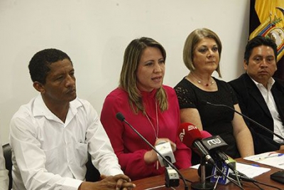 Ecuador: Desde la Asamblea se llama al diálogo a centrales sindicales