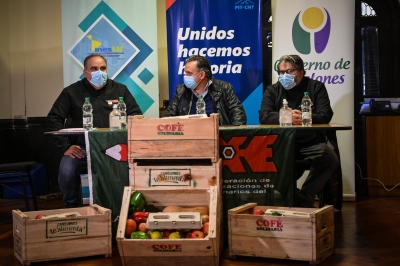 Presentan «Canelones te alimenta» y «COFE solidaria» para beneficiar a trabajadores públicos y productores