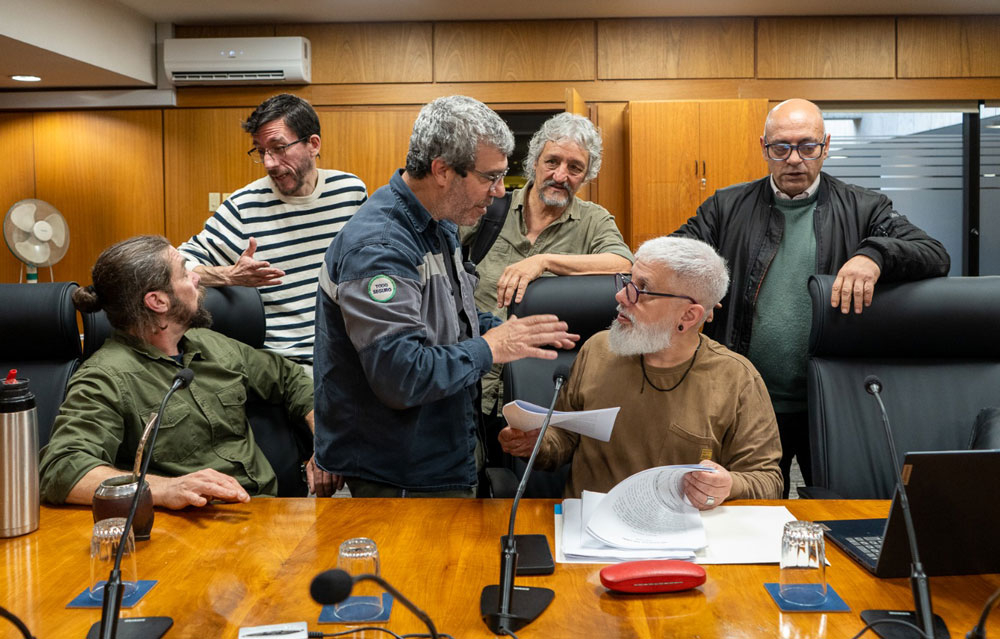 PIT-CNT-en-Parlamento-1