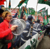 Multitudinaria movilización en el centro de Montevideo de FEOB